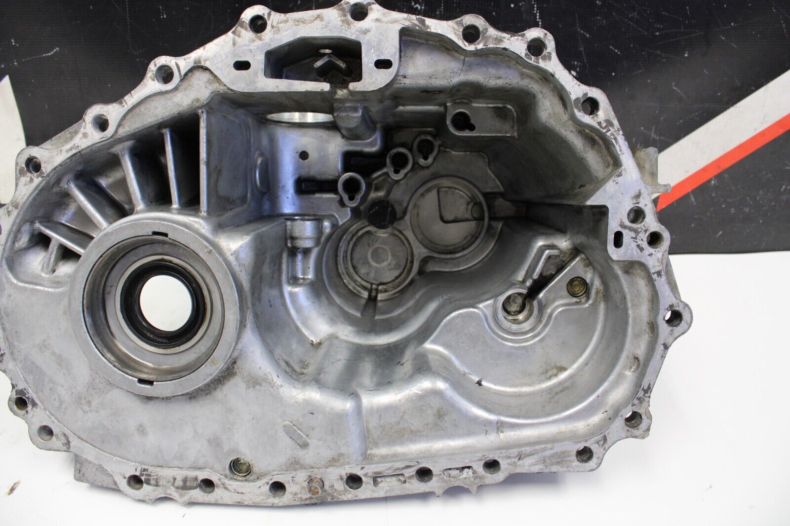 2003-2006 Mitsubishi Evo Evolutions 8 9 Transmission Bell Housing OEM 6 spd