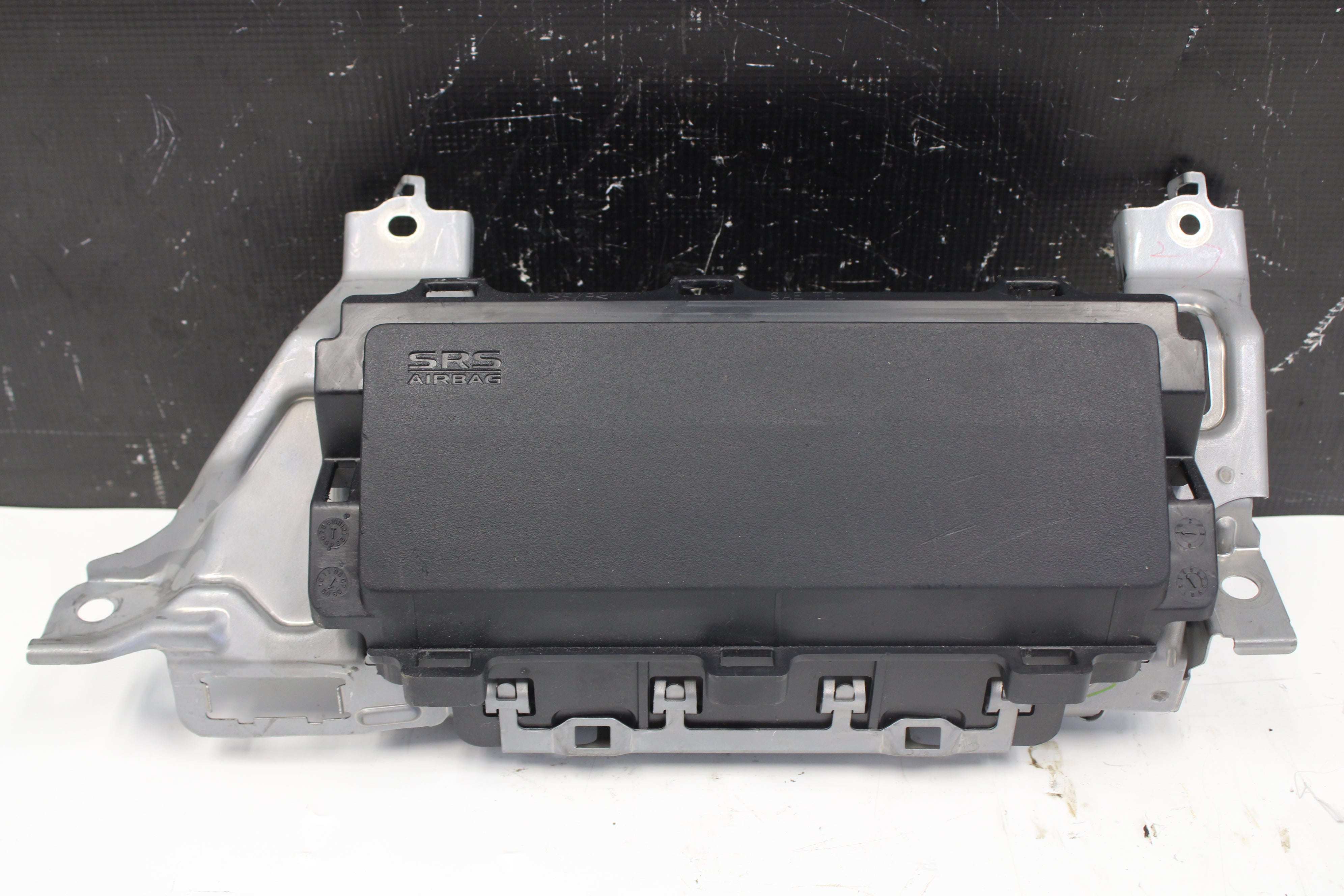 08-15 Mitsubishi Evolution Evo X GSR MR Knee Airbag