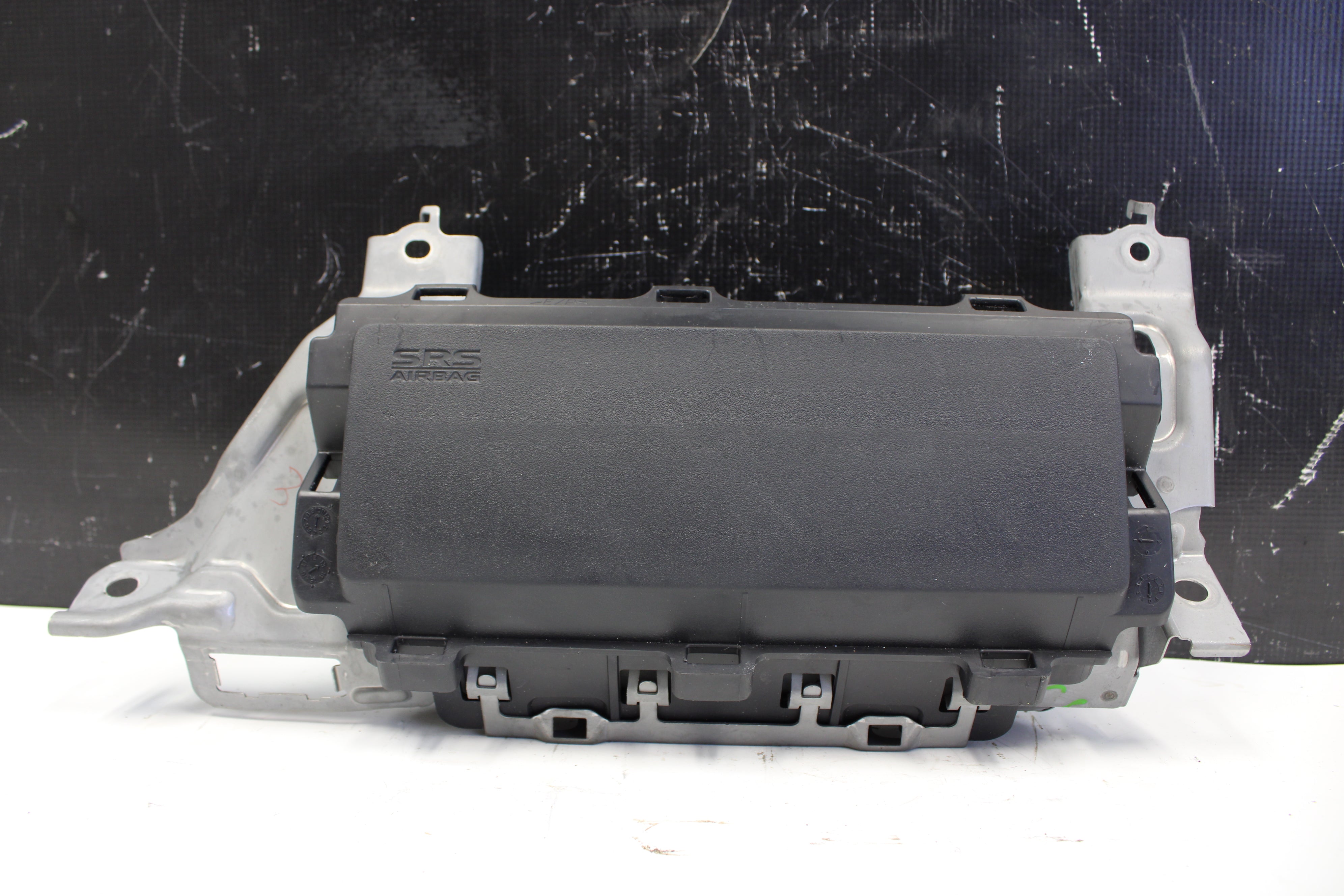 08-15 Mitsubishi Evolution Evo X GSR MR Knee Airbag