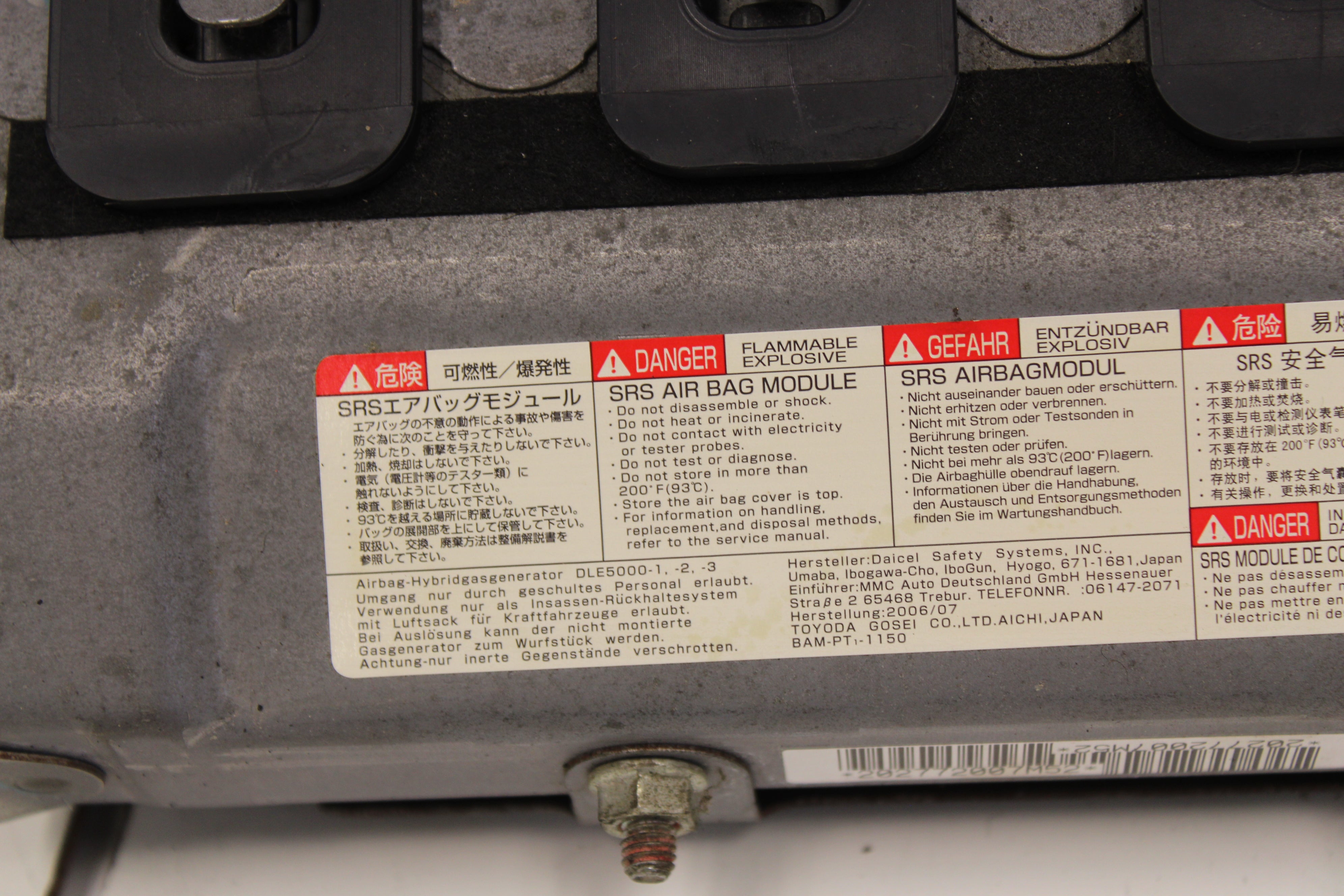 2008-2015 Mitsubishi Evolution Evo X GSR MR Knee Airbag