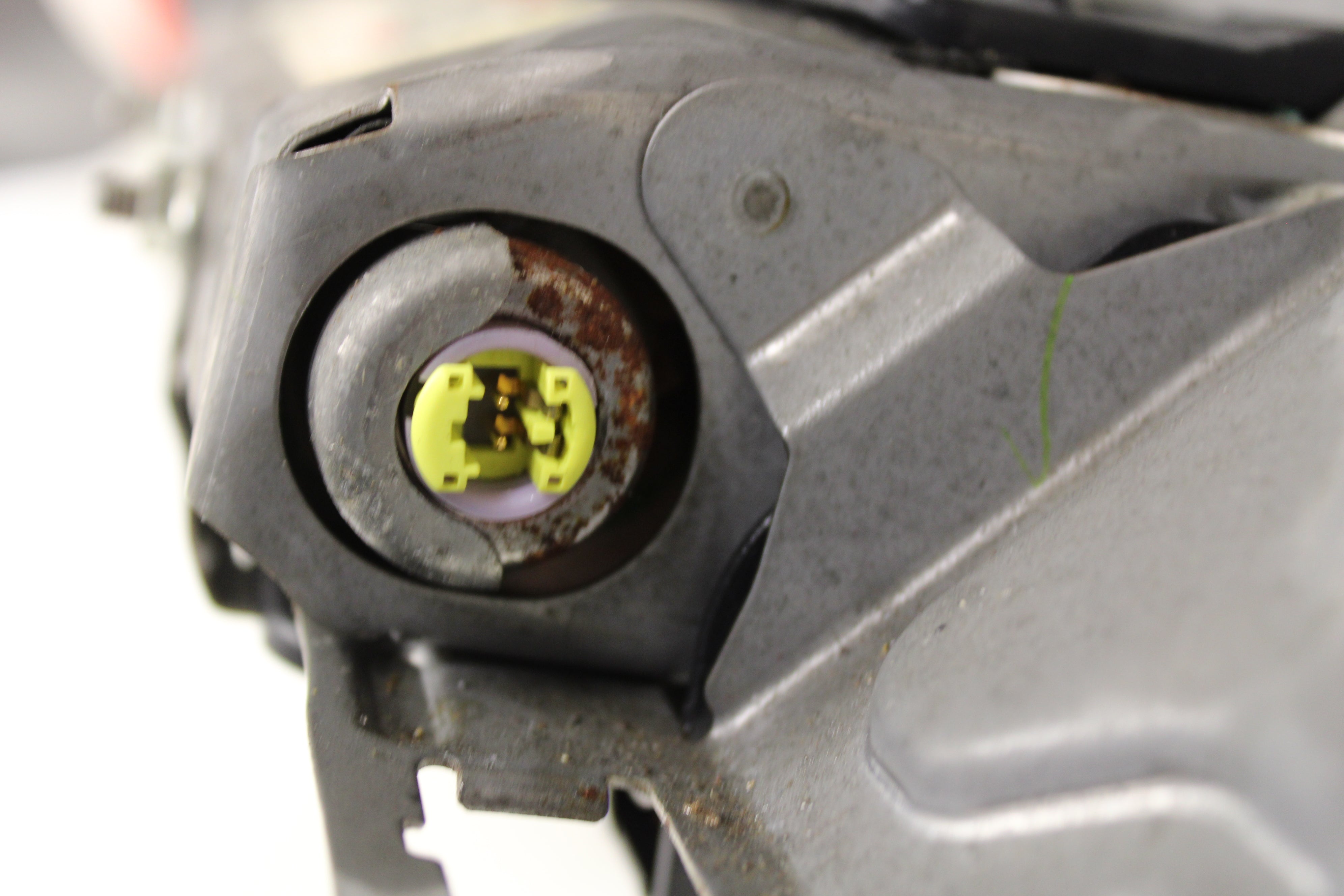 2008-2015 Mitsubishi Evolution Evo X GSR MR Knee Airbag