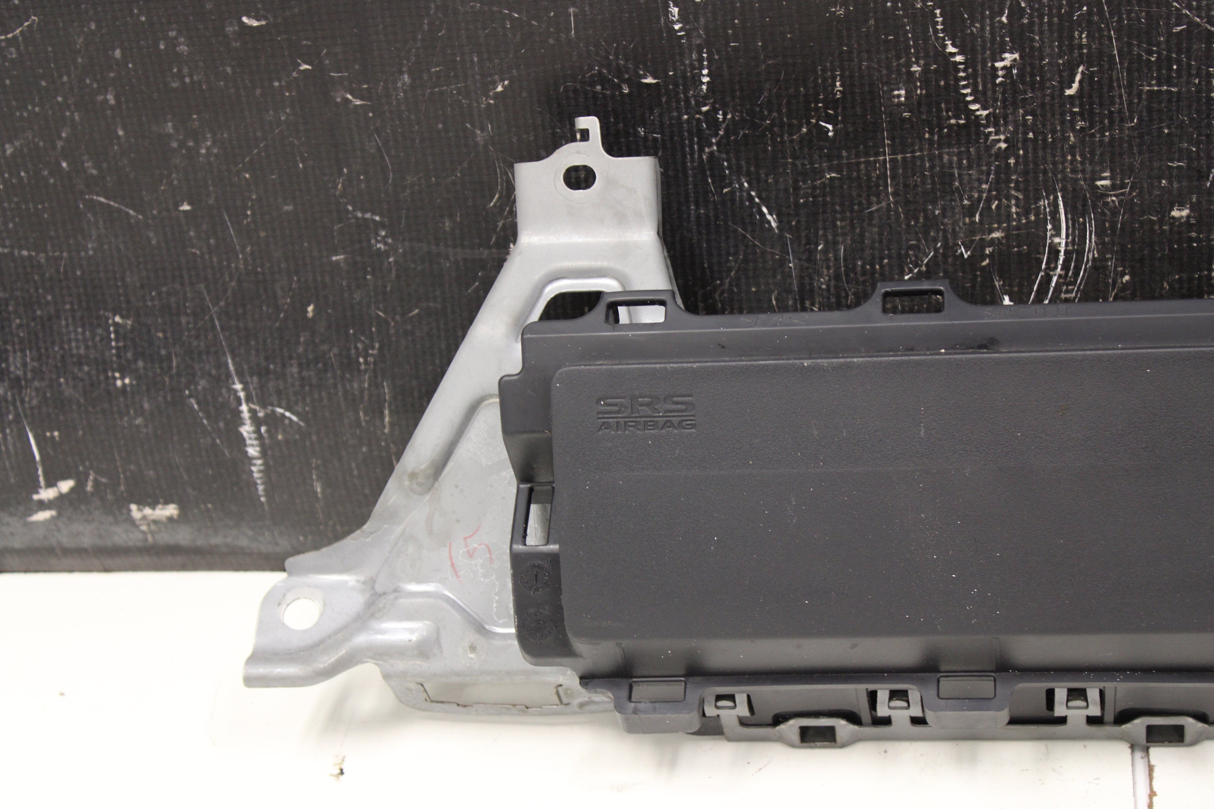 2008-2015 Mitsubishi Evolution Evo X GSR MR Knee Airbag