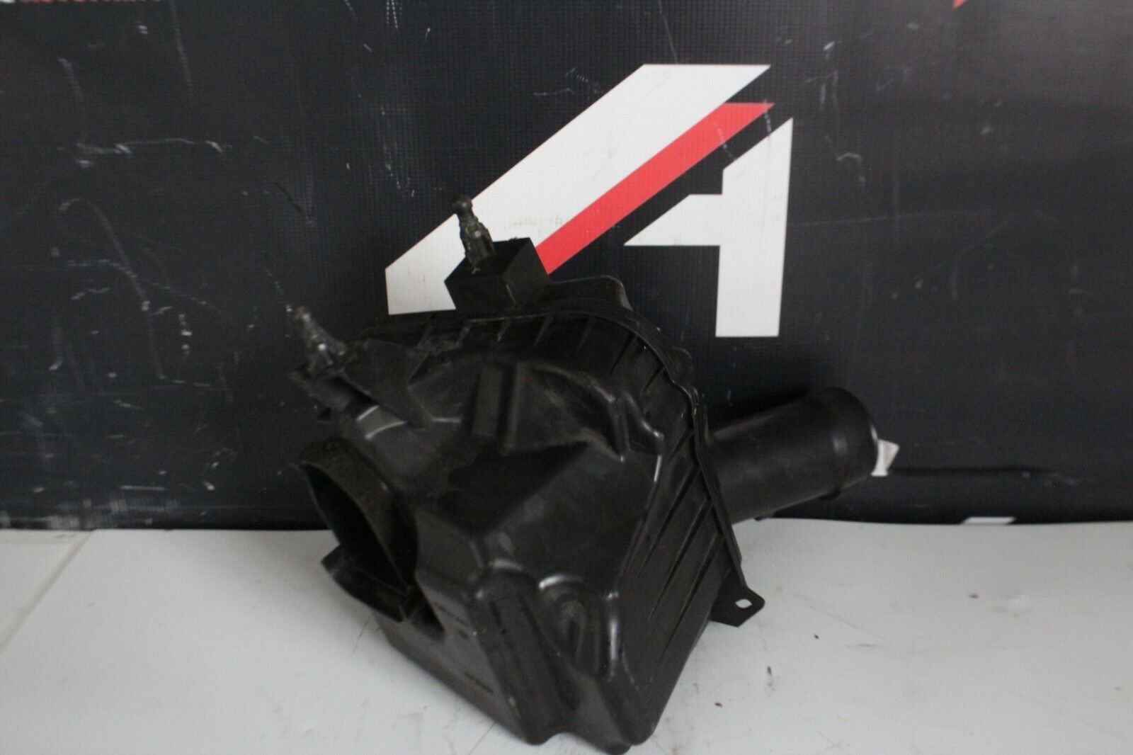 2007-2009 Nissan 350Z OEM Air Filter Box w/ Mass Air Flow Sensor MAF