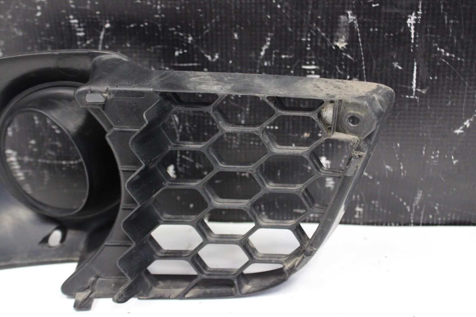 2009-2015 Mitsubishi Lancer Ralliart Fog Light w/ trim Left Side OEM