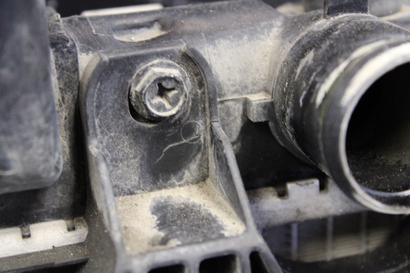 03-07 Infiniti G35 Manual 6 Speed OEM Denso Radiator Assembly Condenser Fans