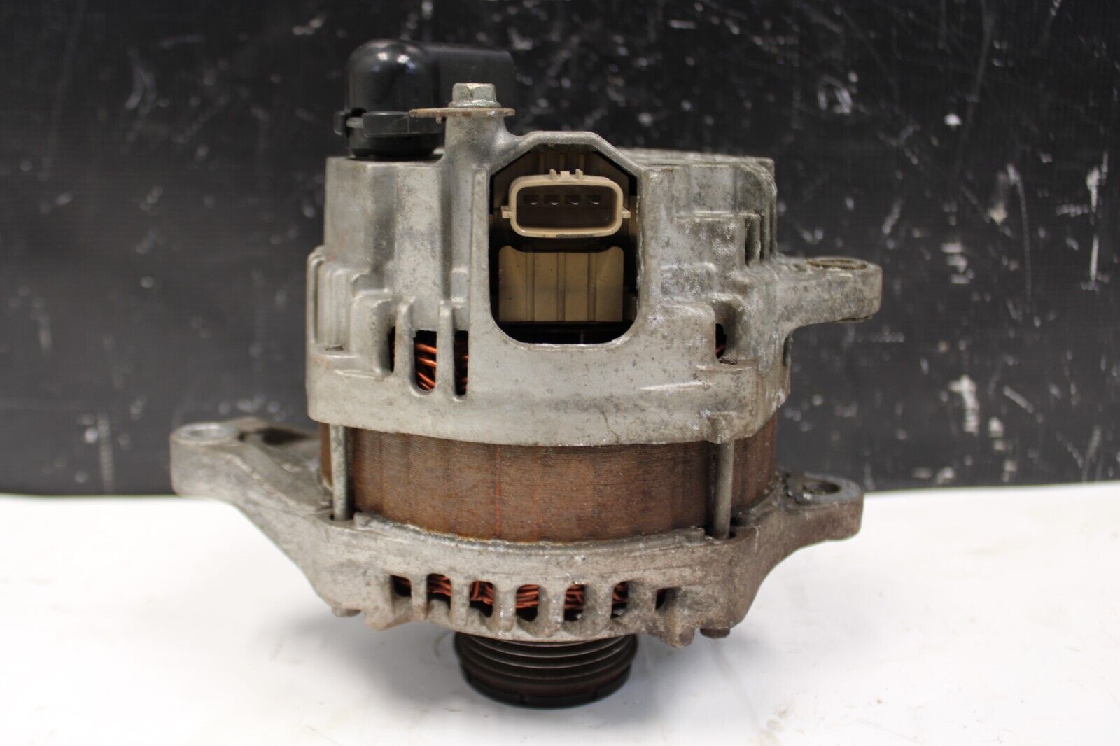 2009-2015 Mitsubishi LANCER RALLIART Alternator Charging Assembly OEM 09-15
