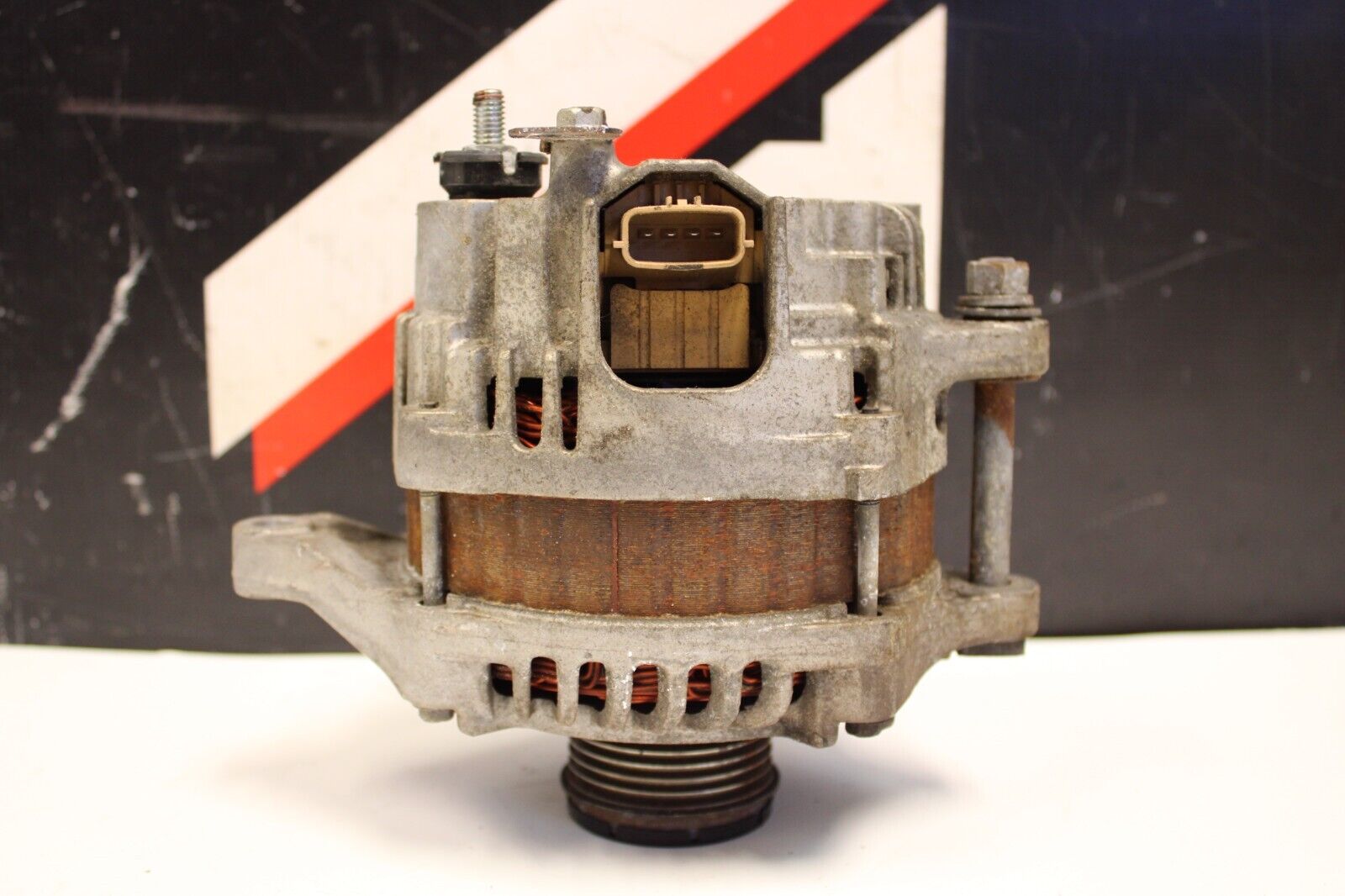 2009-2015 Mitsubishi LANCER RALLIART Alternator Charging Assembly OEM 09-15