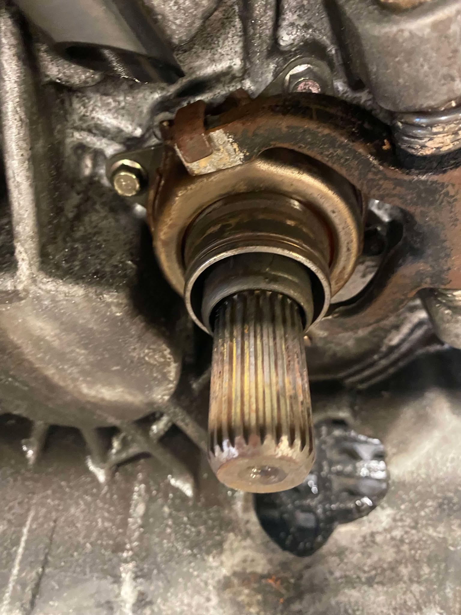 2003-2006 Mitsubishi Lancer Evolution GSR 5 Speed Transmission