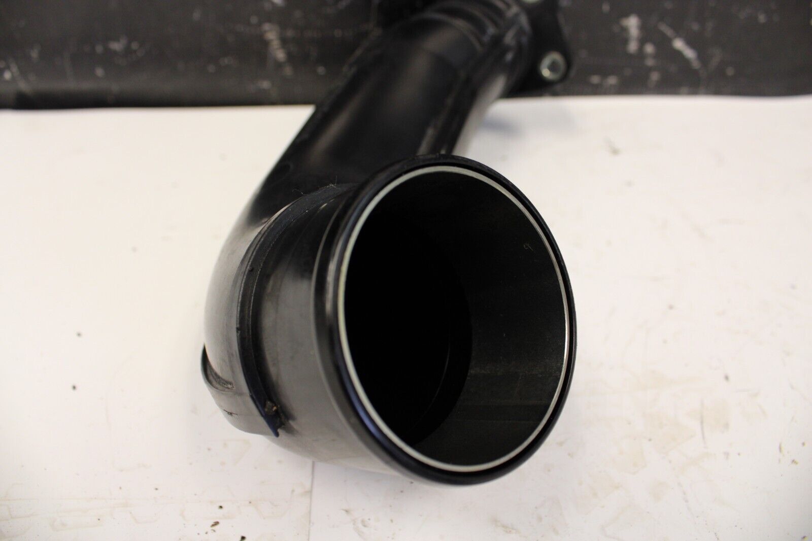 2013 NISSAN R35 GTR GT-R RH PASSENGER TURBO INTERCOOLER PIPE