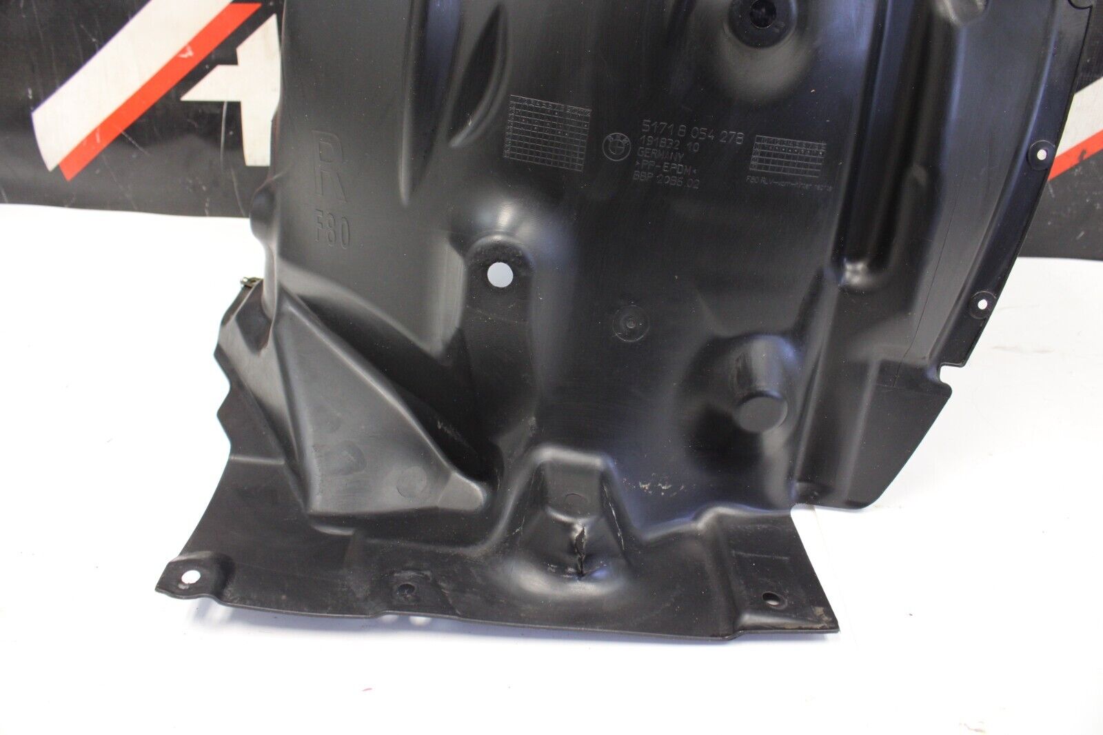 2016-2018 BMW M3 F80 Sedan Front Right Rearward Fender Liner Wheel OEM