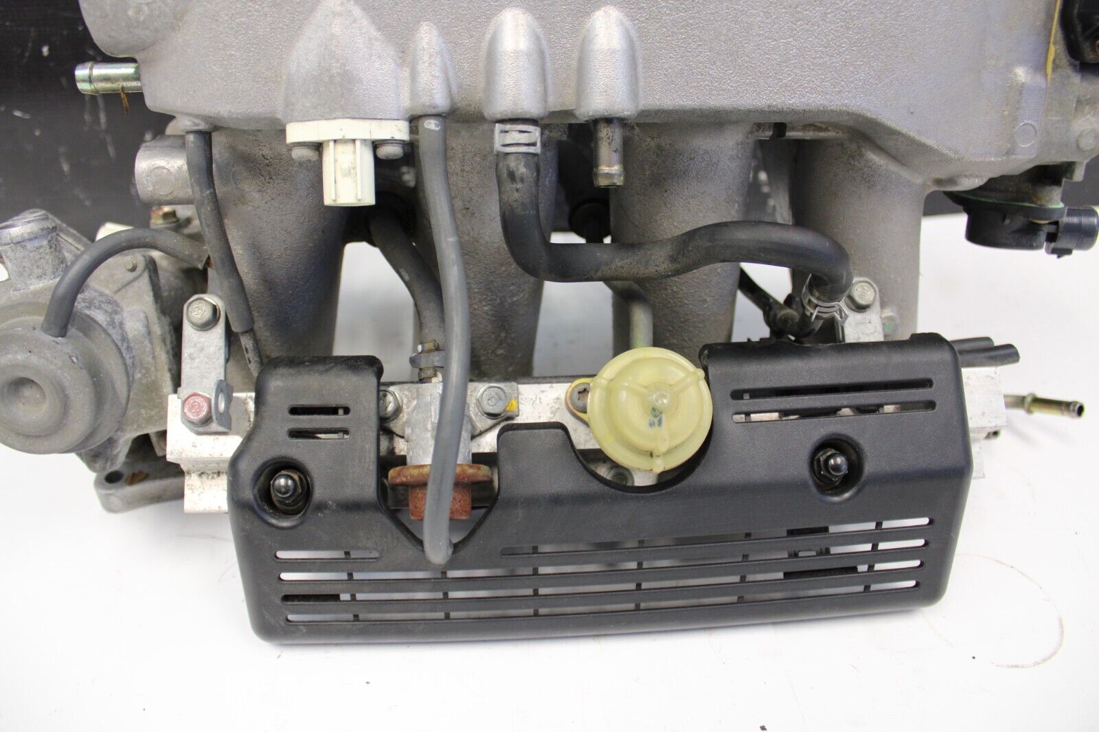 2000-2005 HONDA S2000 INTAKE MANIFOLD OEM OEM FACTORY 22k MILES!!