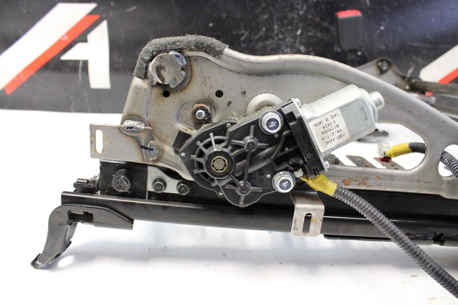 2013 Nissan GT-R R35 Front Left Driver Seat Bracket Base Bottom GTR Buckle