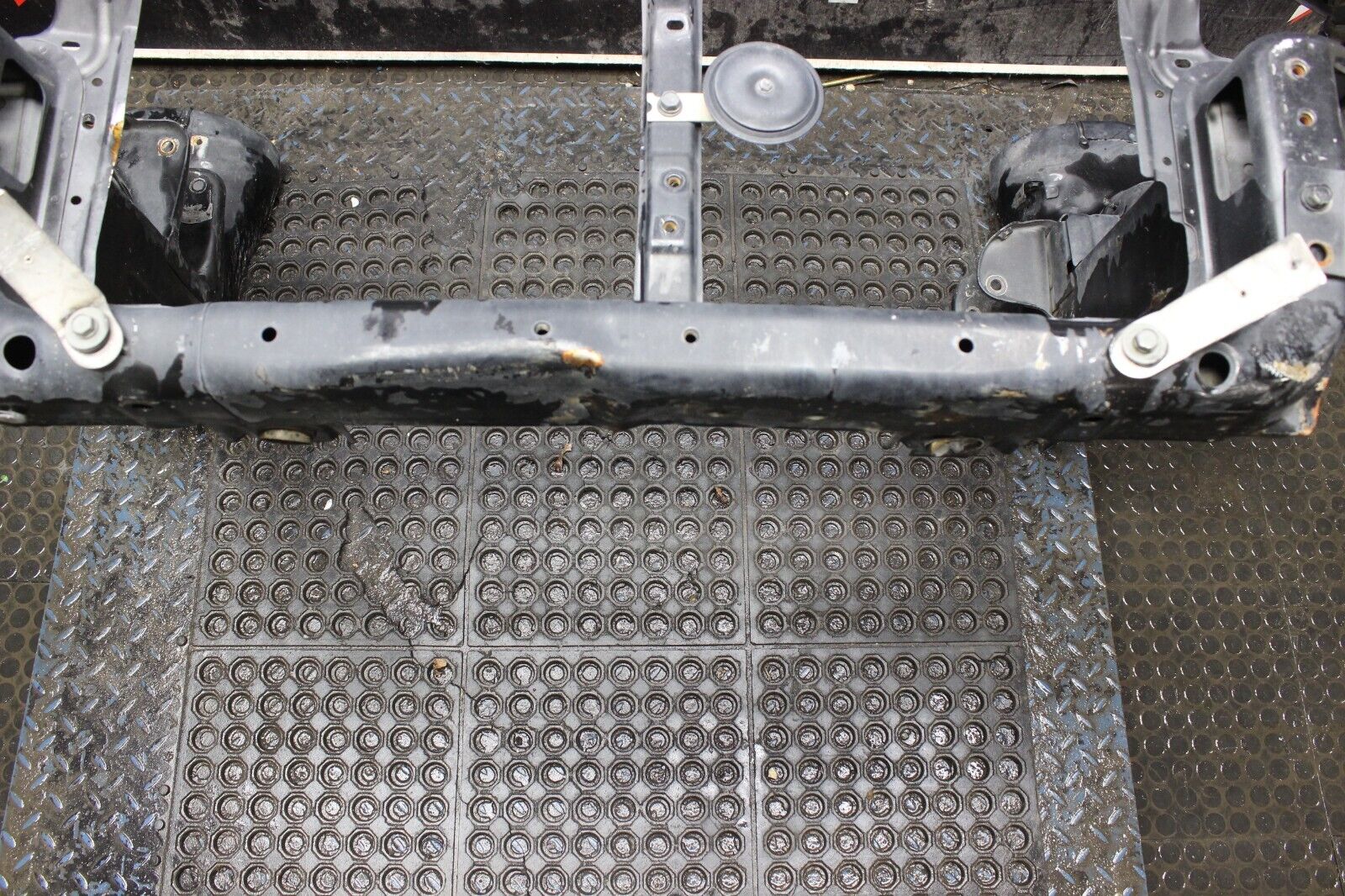 2003-2006 MITSUBISHI EVOLUTION EVO 8 9 FRONT FRAME RAILS CORE SUPPORT