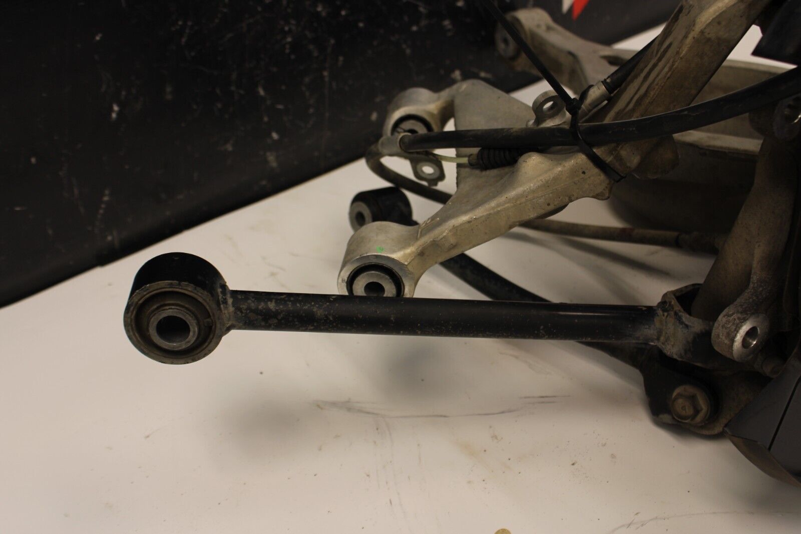 2003-2008 Nissan 350Z Left Rear Suspension Spindle Knuckle Control Trailing Arm