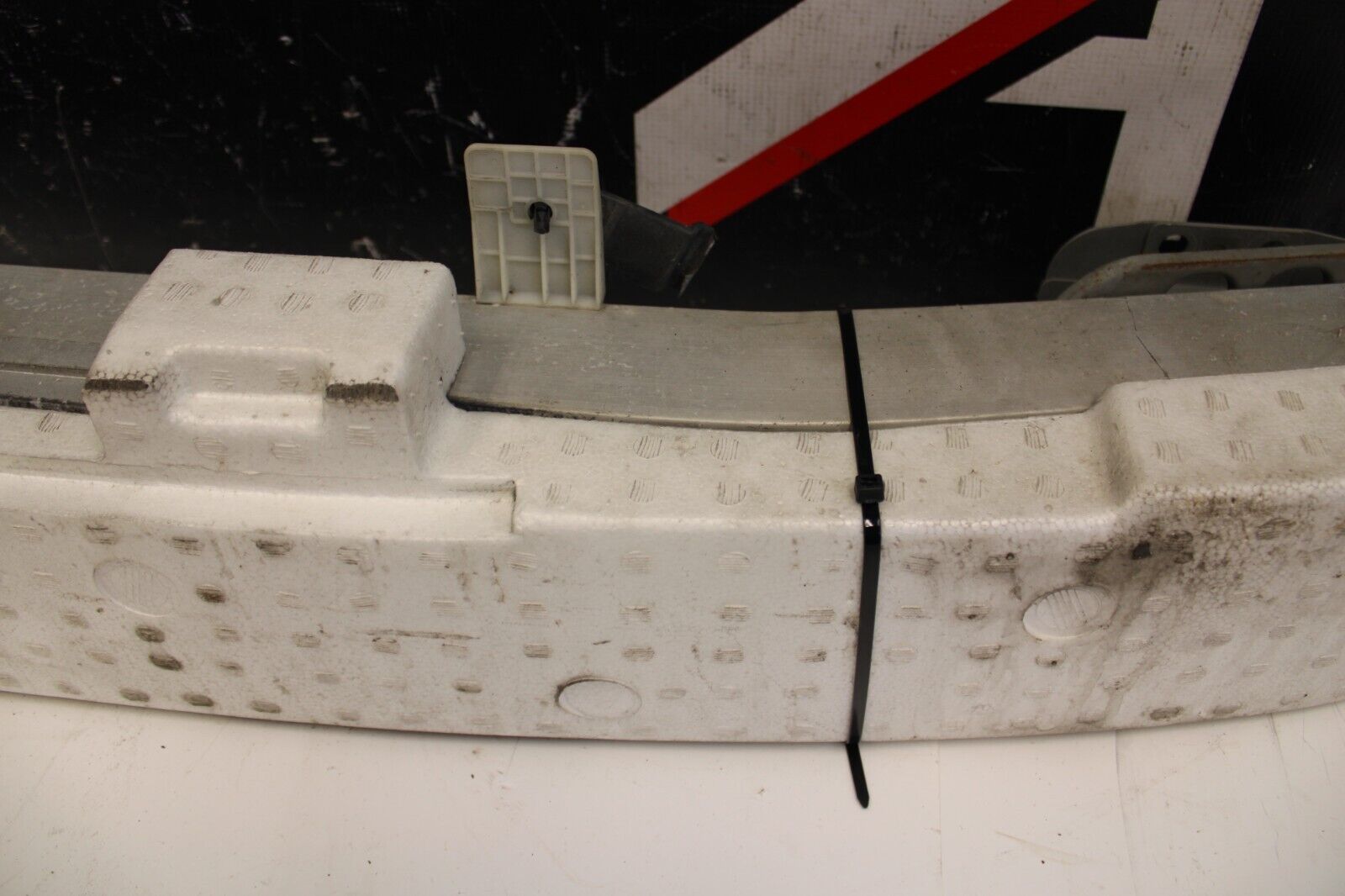 2007 Nissan 350Z Coupe Rear Crash Reinforcement Bar OEM Z33
