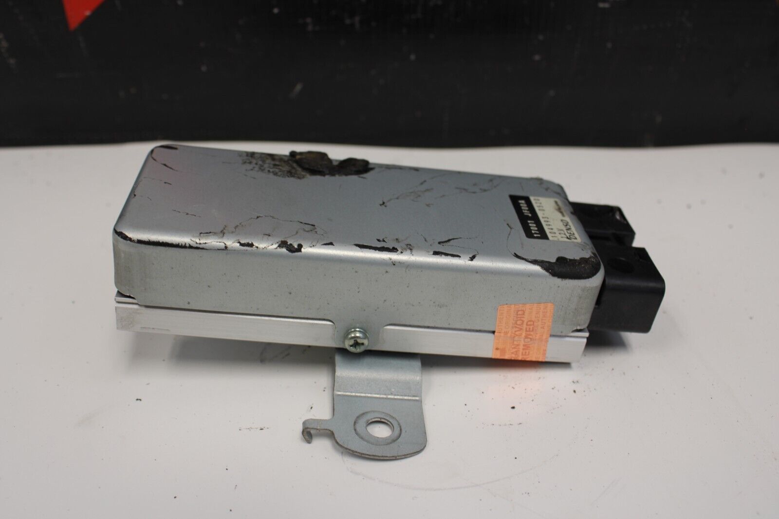 2013 NISSAN R35 GTR DBA FUEL PUMP CONTROLLER MODULE OEM 17001 JF00A
