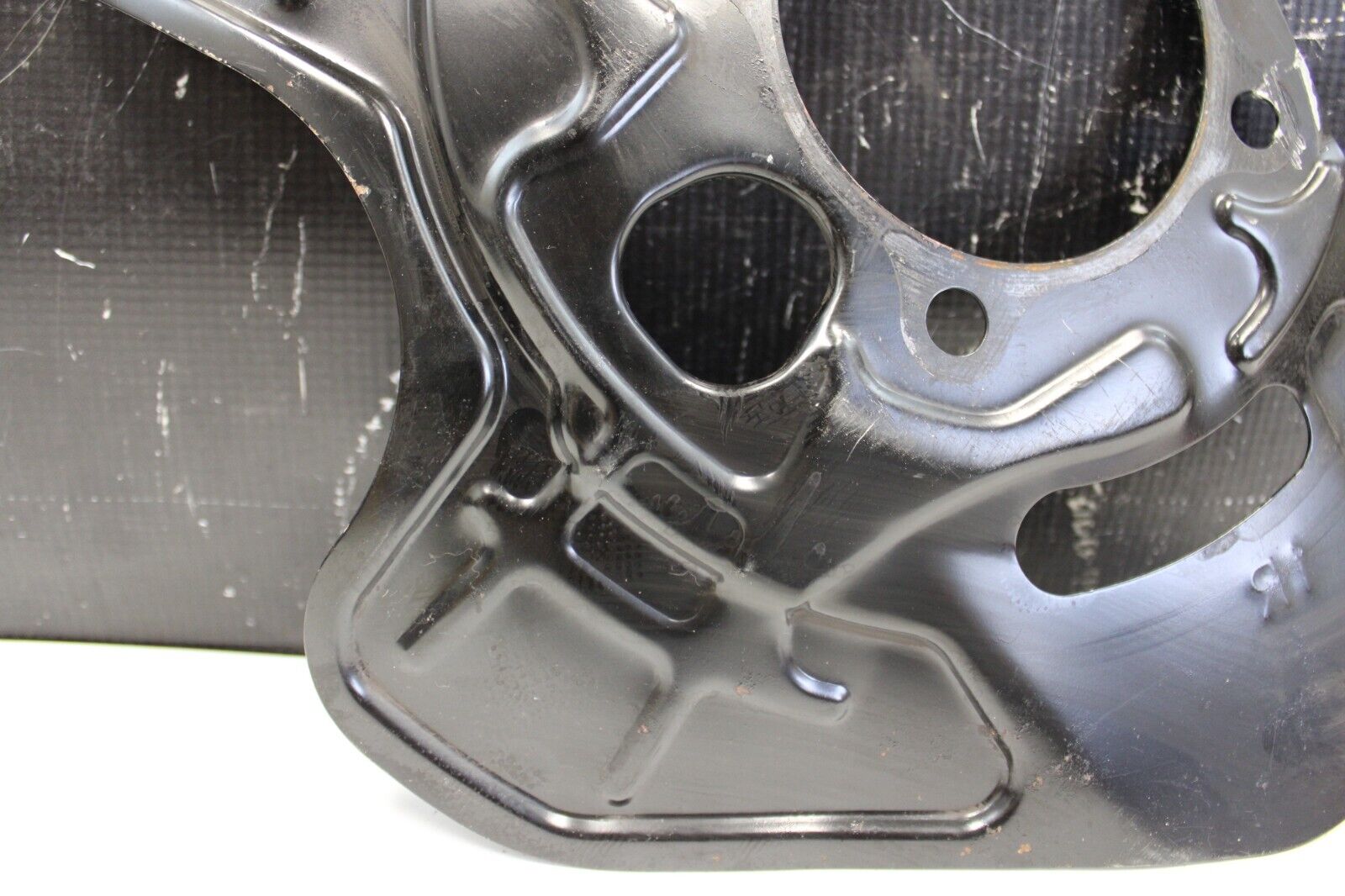2009 - 2020 NISSAN GTR GT-R R35 BRAKE DUST SHIELDS REAR PAIR OEM