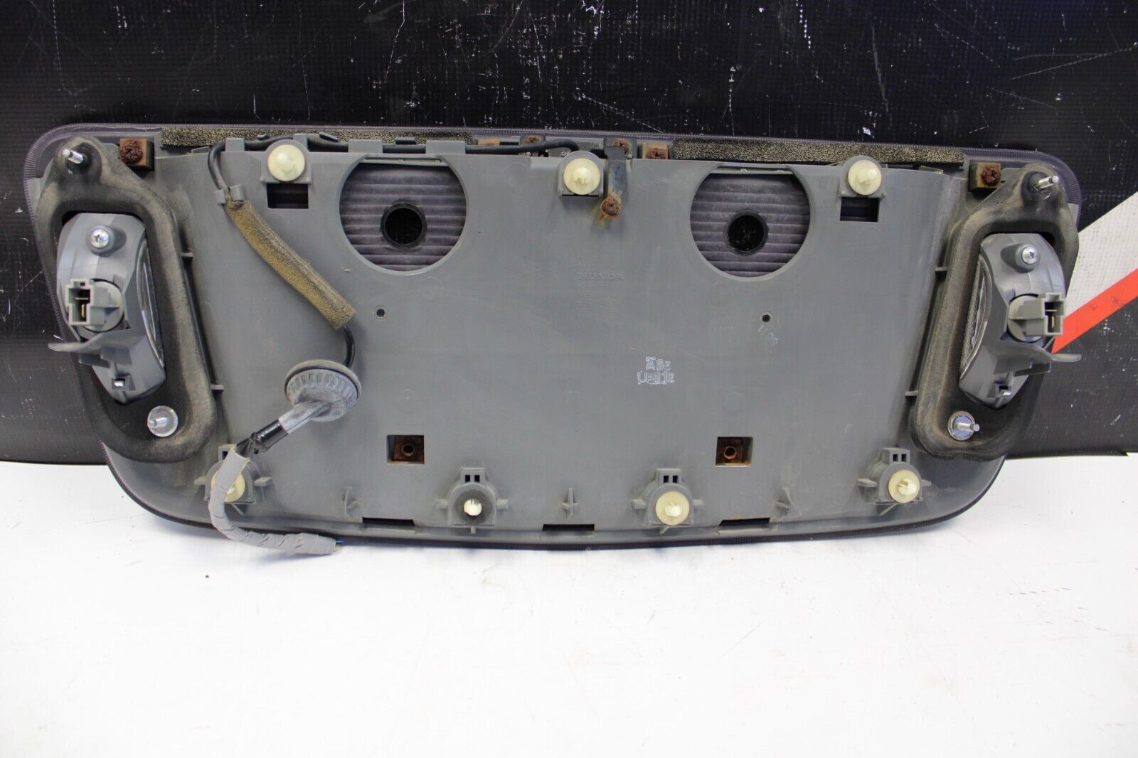 2007-2008 ACURA TL TYPE-S FLOOR Tail Gate Lid Backup Light License Panel Garnish