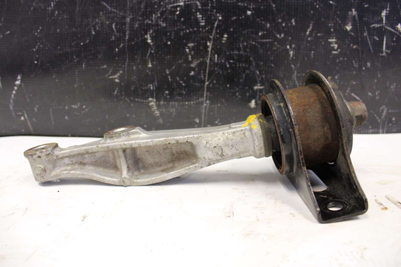 00-09 HONDA S2000 S2K OEM LH LEFT FRONT DIFF DIFFERENTIAL MOUNT
