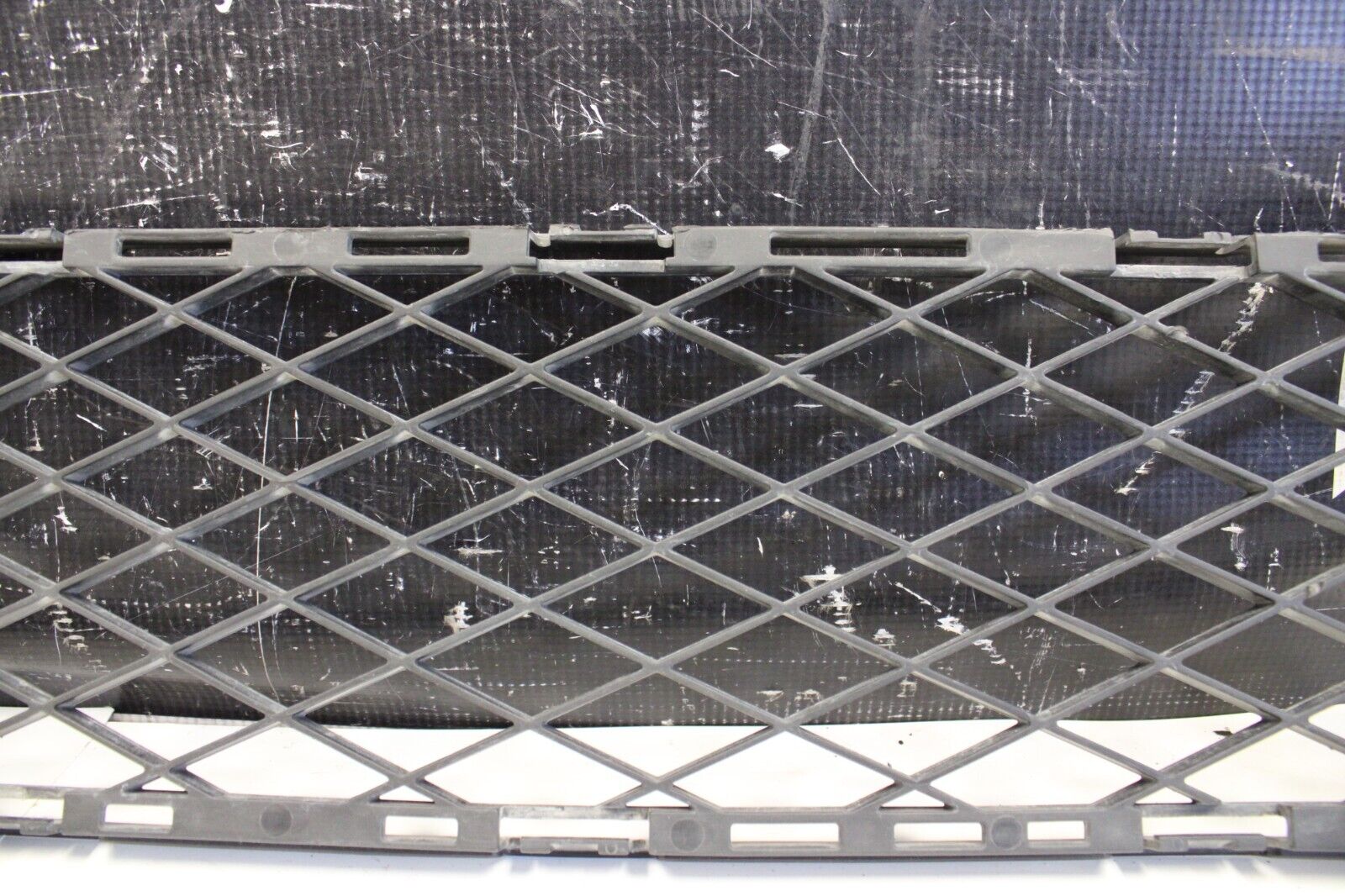 2013 NISSAN GT-R R35 GTR VR38 3.8L OEM FRONT BUMPER GRILLE LOWER Grill