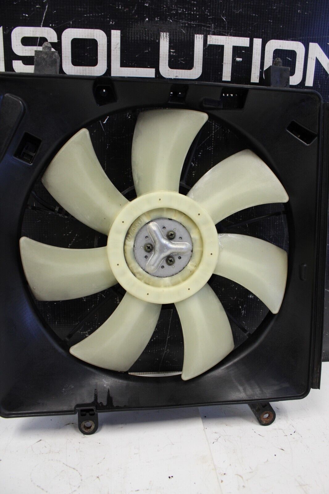 2002-2006 Acura RSX Type S Radiator Fan Motor Assembly 7 Blade OEM