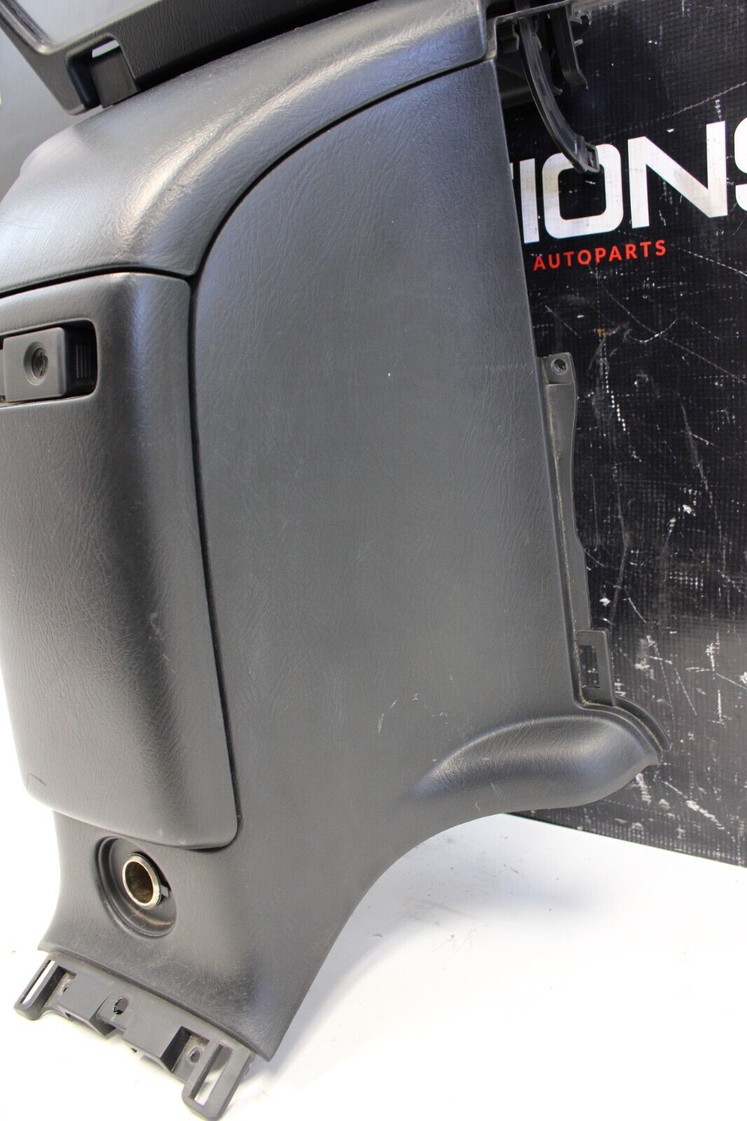 2000-2005 HONDA S2000 AP1 AP2 OEM BLACK CENTER CONSOLE GLOVE BOX W/ WIND SCREEN