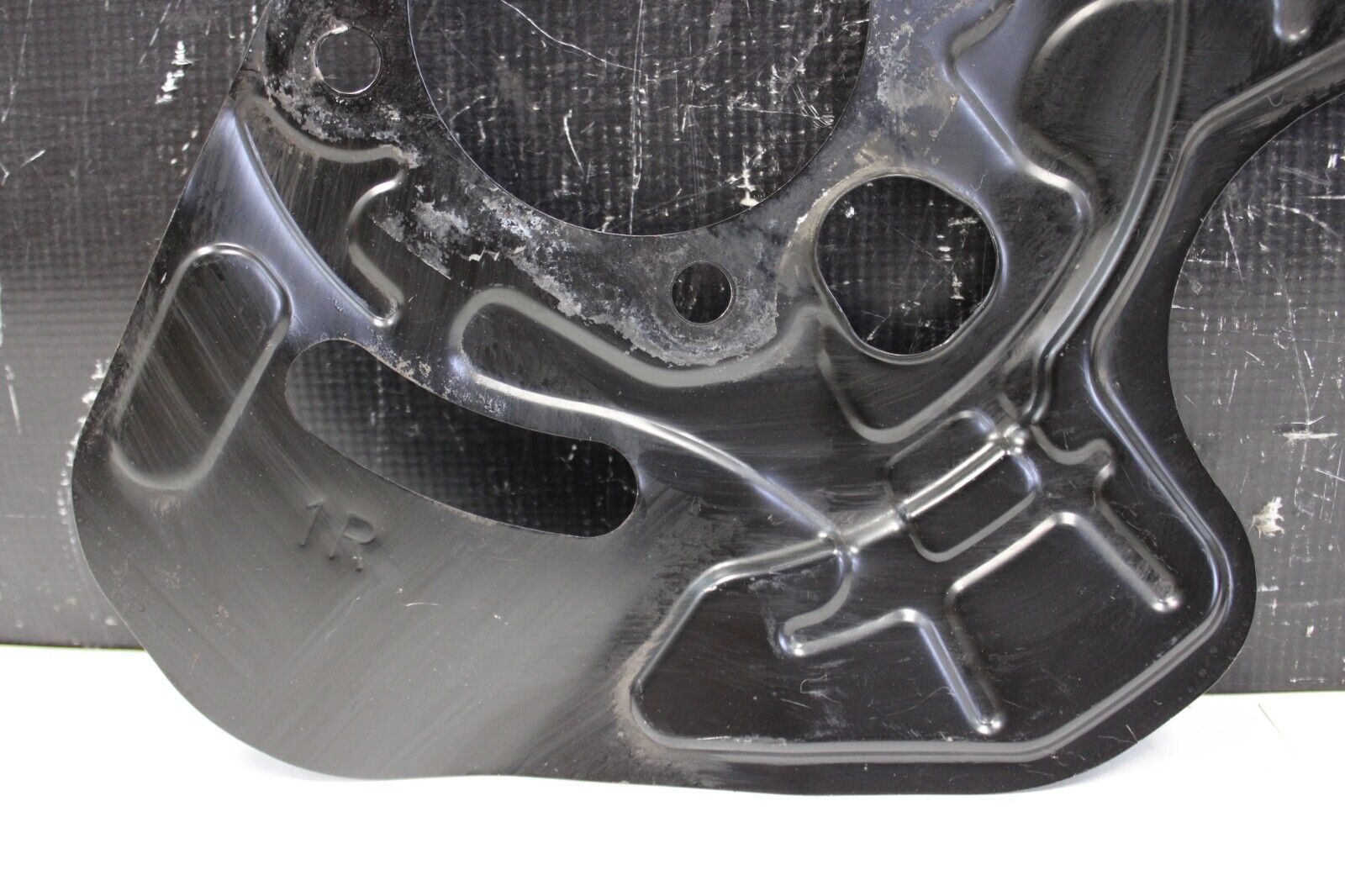 2009 - 2020 NISSAN GTR GT-R R35 BRAKE DUST SHIELDS REAR PAIR OEM