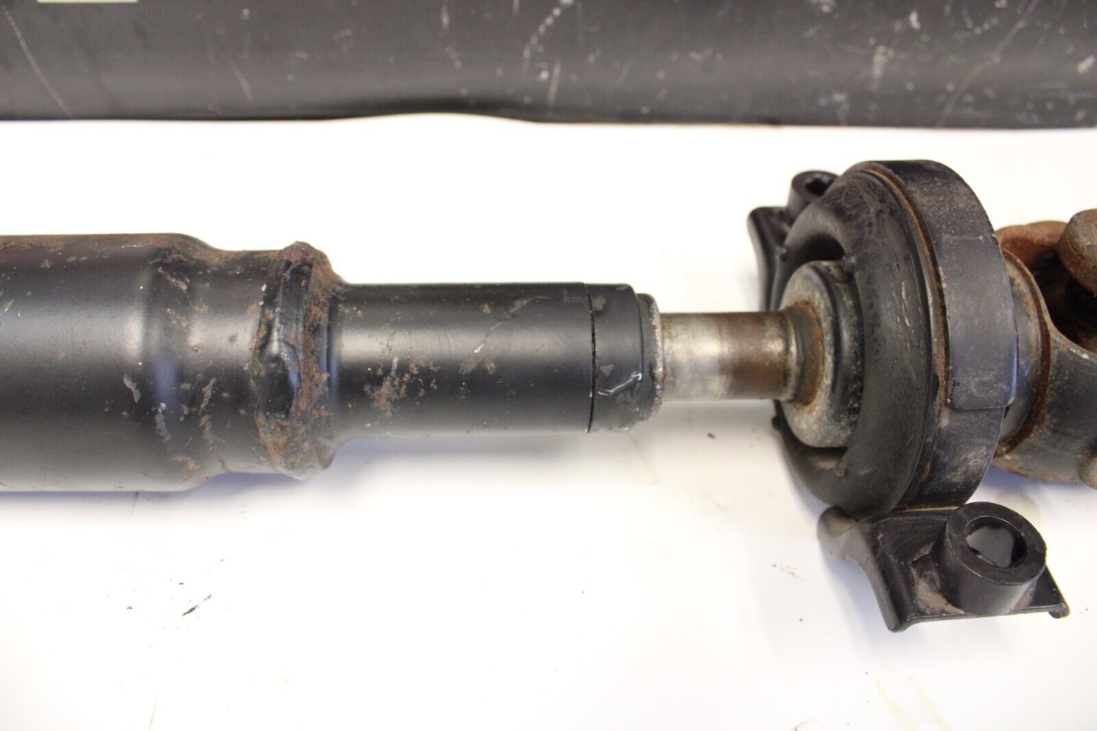 2018 Infiniti V37 Q60 Rear Driveshaft 2 Piece Awd Automatic OEM