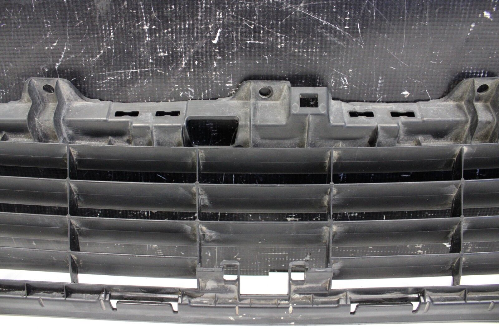 2013 NISSAN GT-R R35 GTR 3.8L VR38 OEM REAR BUMPER GRILL ASSY LOWER