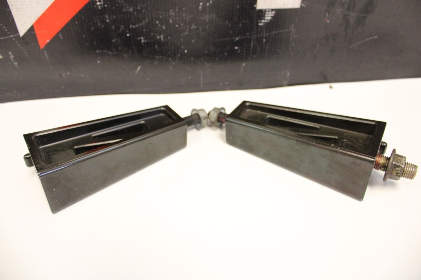 NISSAN R35 GTR AMS ENGINE MOTOR MOUNTS SET LH/RH REAR