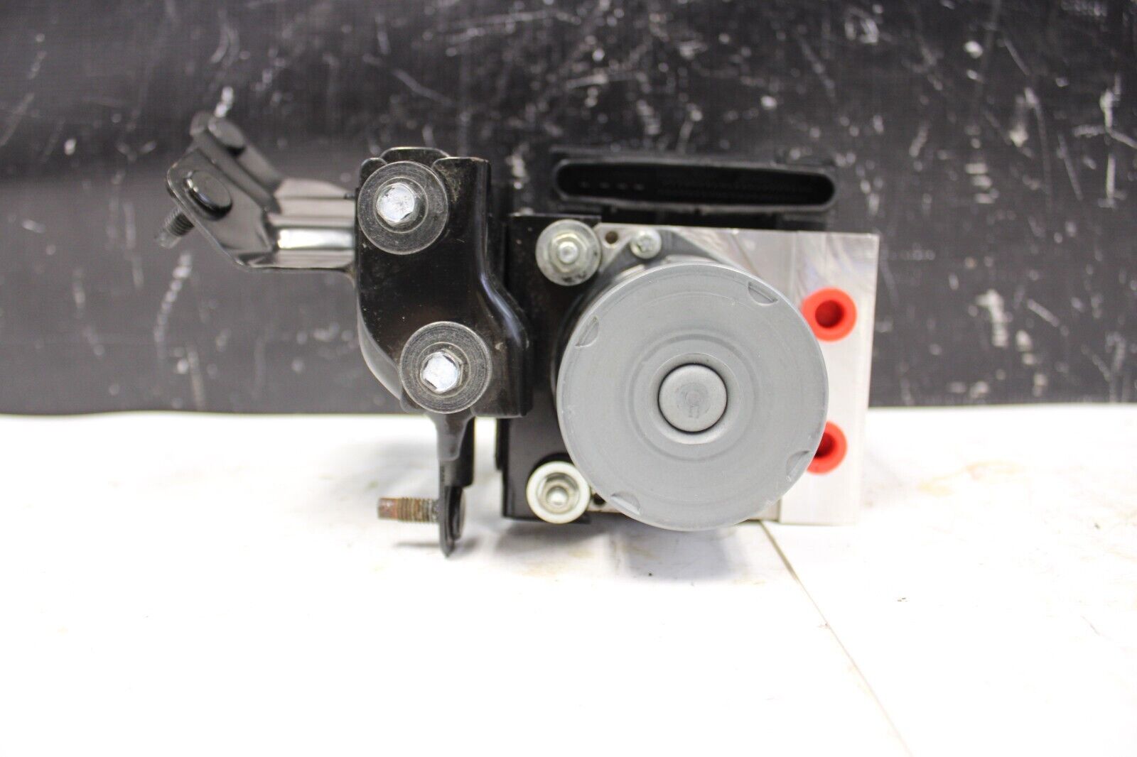 2011 Nissan 370Z Nismo ABS Anti-Lock Brake Pump Module OEM