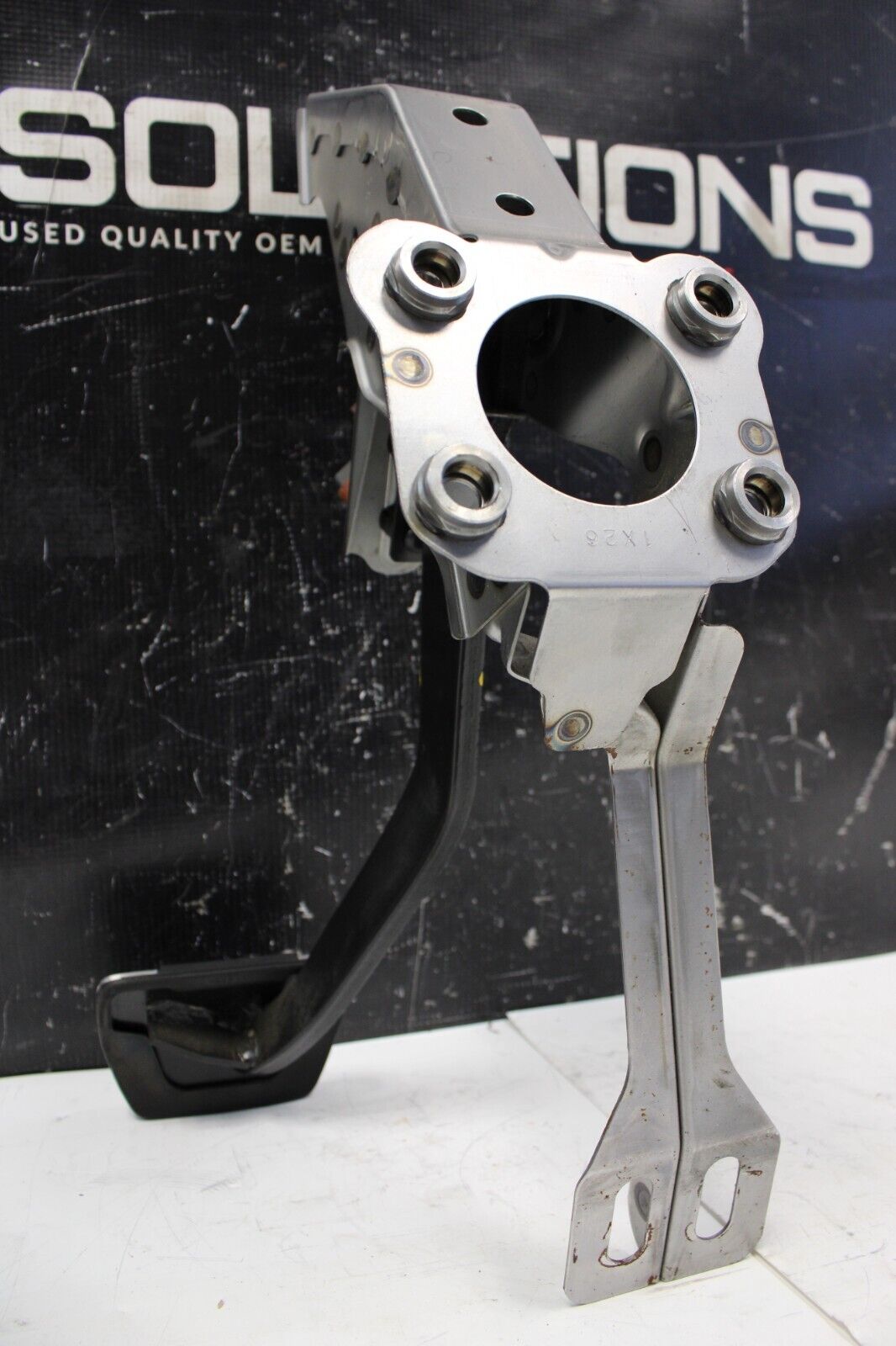 OEM NISSAN GTR R35 AWD OEM BRAKE PEDAL ASSEMBLY VR38 2014