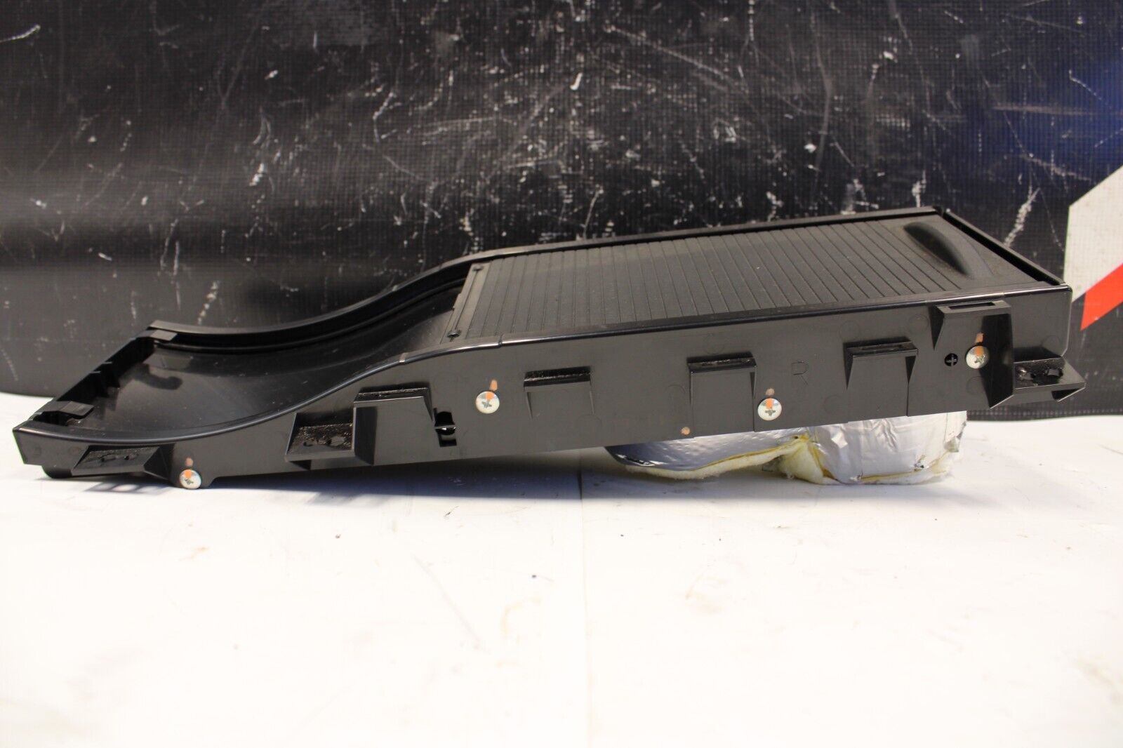 2009 NISSAN GT-R R35 GTR 3.8L VR38 OEM CENTER CONSOLE CUP HOLDER ASSY