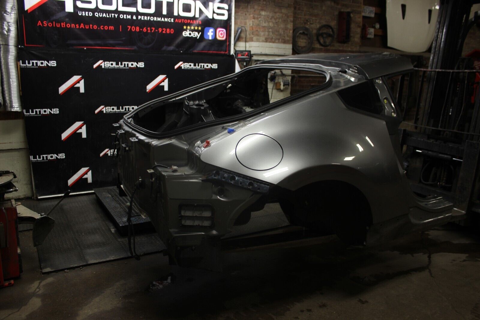 2009-2019 NISSAN 370Z DRIVER and PASSENGER QUARTER PANEL CUT LH RH