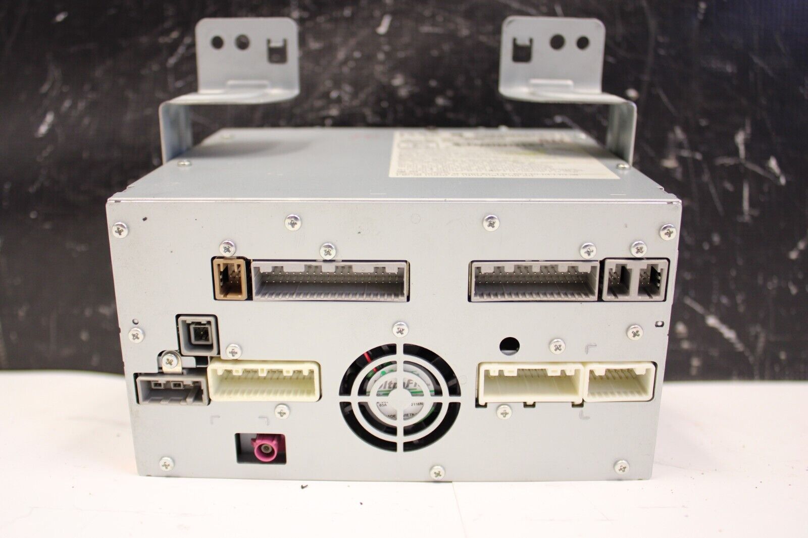 2013 Nissan GTR GT-R R35 Radio Receiver Audio Unit OEM 25915-JF33B