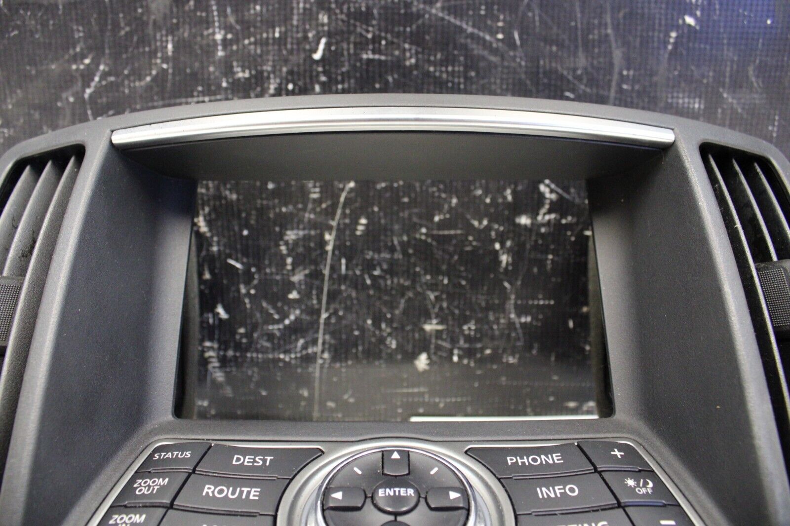 2008-2013 INFINITI G37 RADIO GPS NAVIGATION SCREEN DISPLAY CONTROL PANEL W/BEZEL
