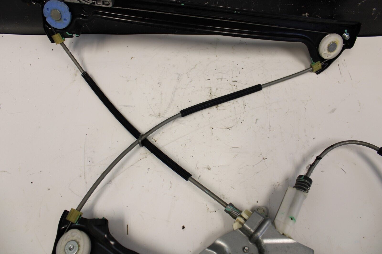 2009-2020 NISSAN GTR R35 WINDOW REGULATOR WITH MOTOR LEFT DRIVER SIDE