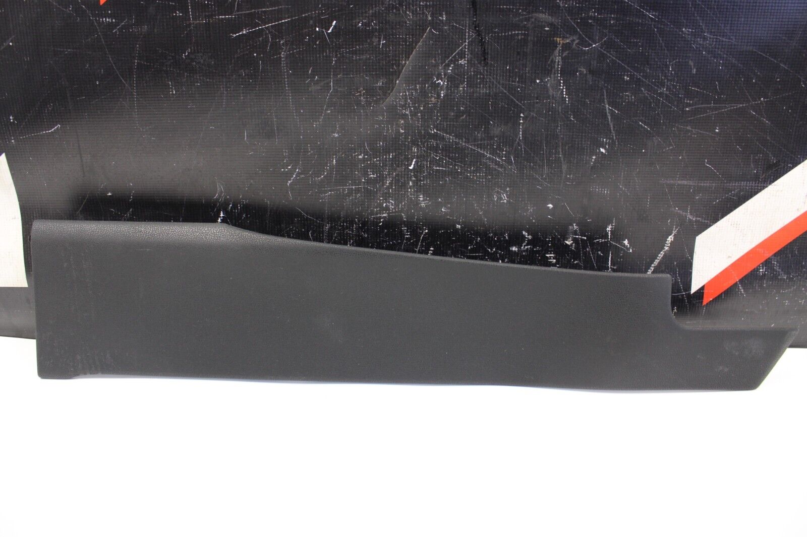 2014 Nissan GT-R RH Passenger Side Console Trim Panel 68134-Jf10