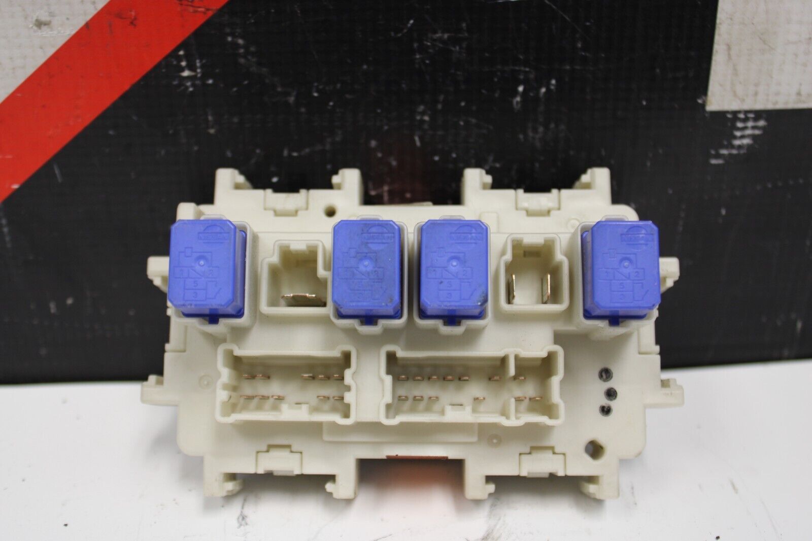 2010 Nissan GT-R GTR R35 IPDM Interior Fuse Junction Box Block Assembly OEM