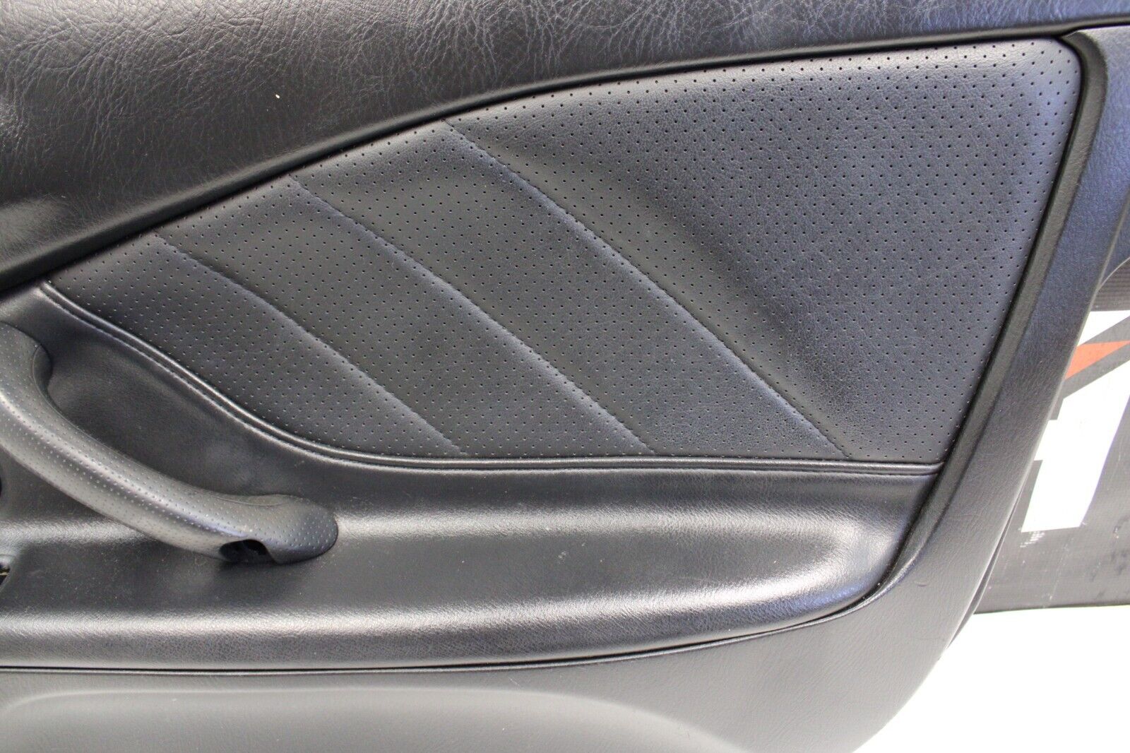 2000 HONDA S2000 S2K RIGHT PASSENGER SIDE INTERIOR DOOR PANEL OEM BLACK AP1