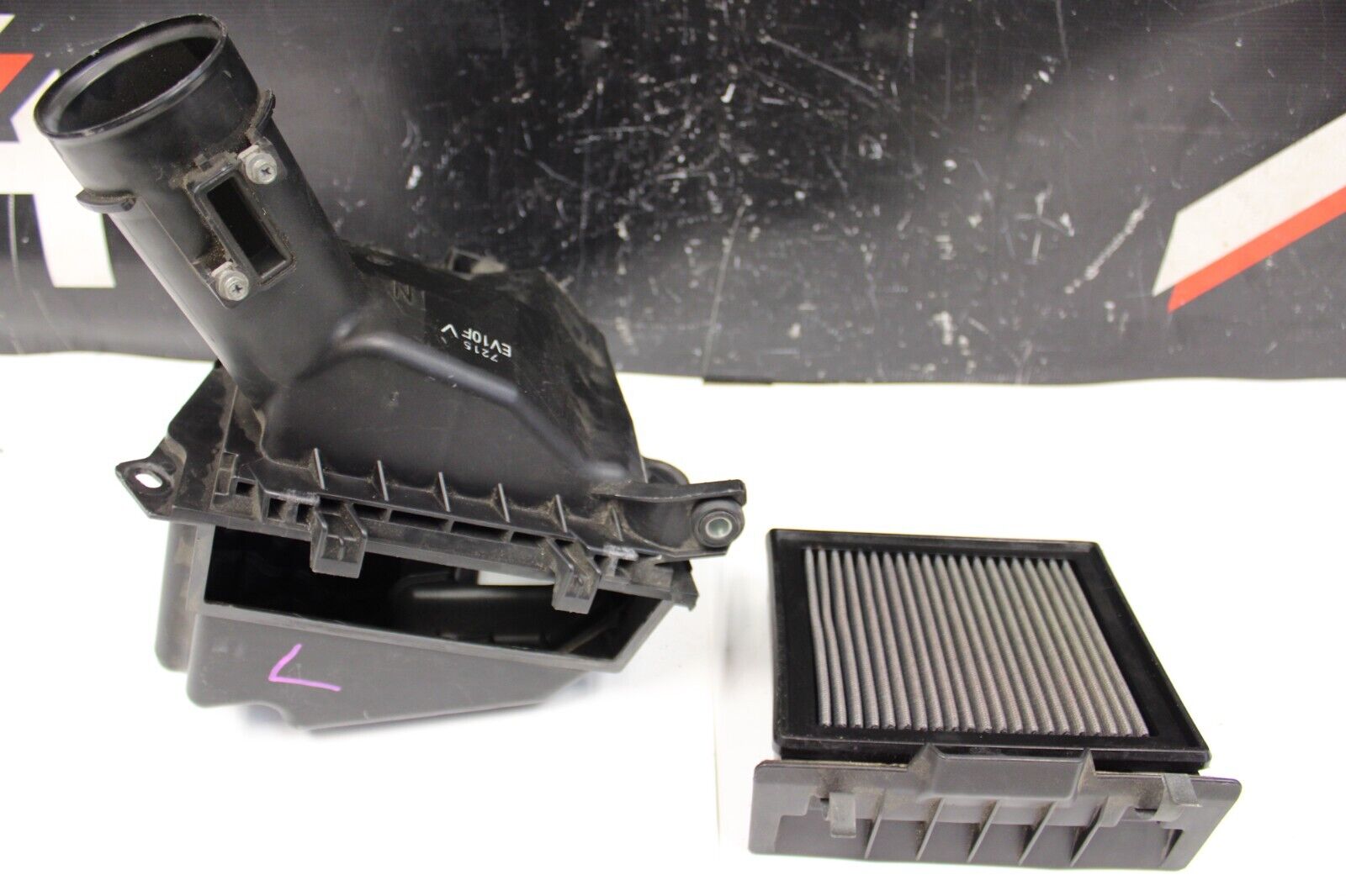 2007-2009 350Z HR Left Driver Side Intake Air Cleaner Filter Box Housing OEM