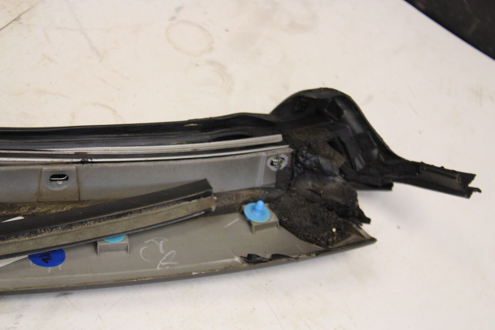 2004-2008 Nissan 350Z Convertible A Pillar Moulding Left Driver OEM
