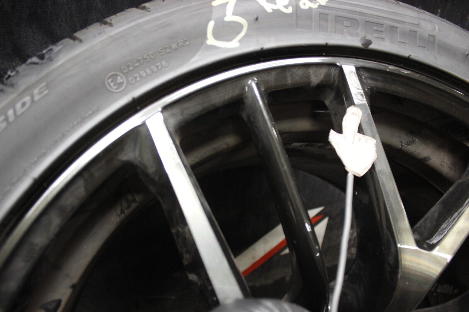 NISSAN GTR GT-R R35 REAR ALLOY WHEEL RIM OEM 20X10.5