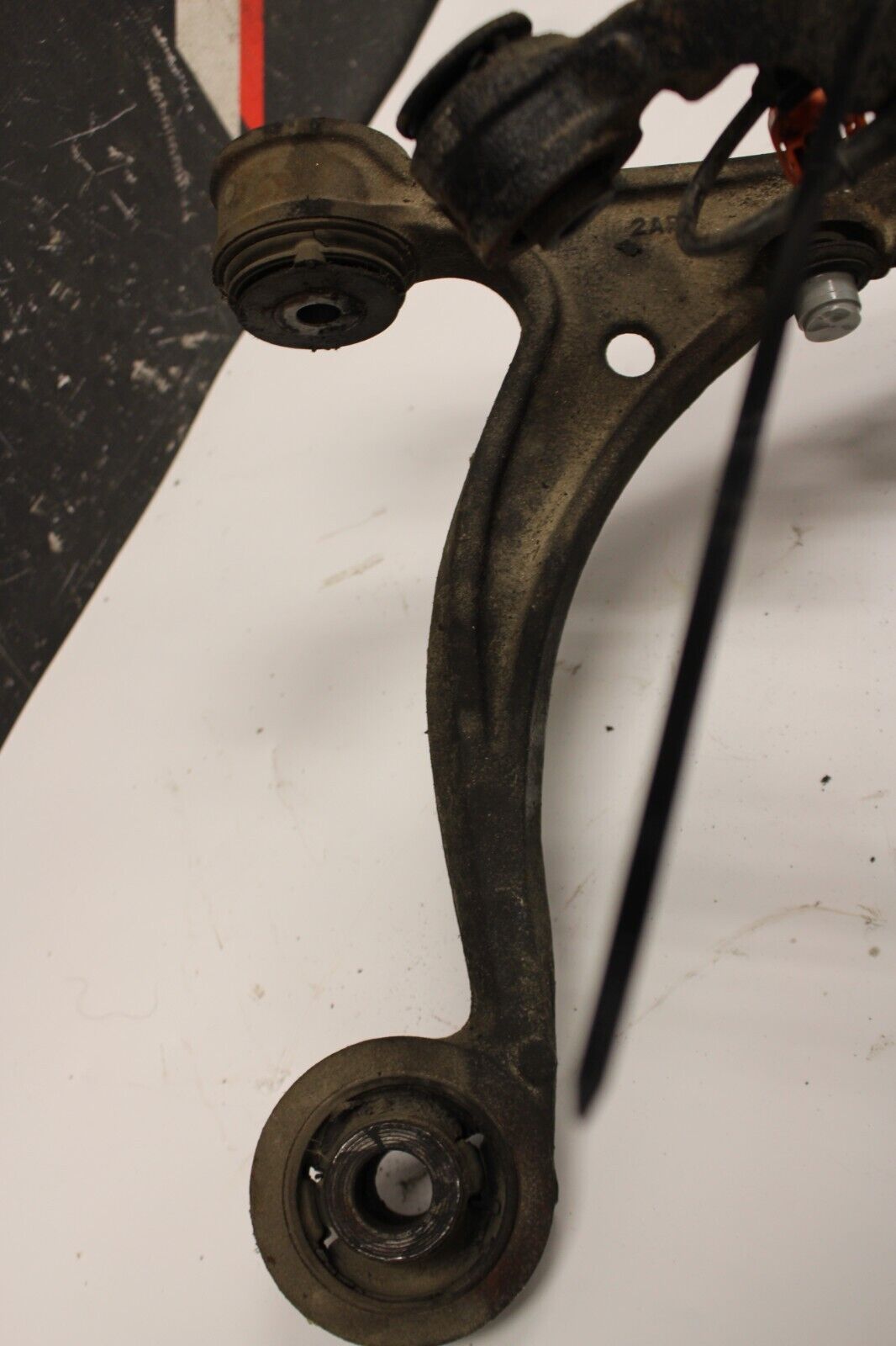 2000-2009 HONDA S2000 AP1 AP2 OEM FRONT RH PASSENGER KNUCKLE SPINDLE KNEE ASSY