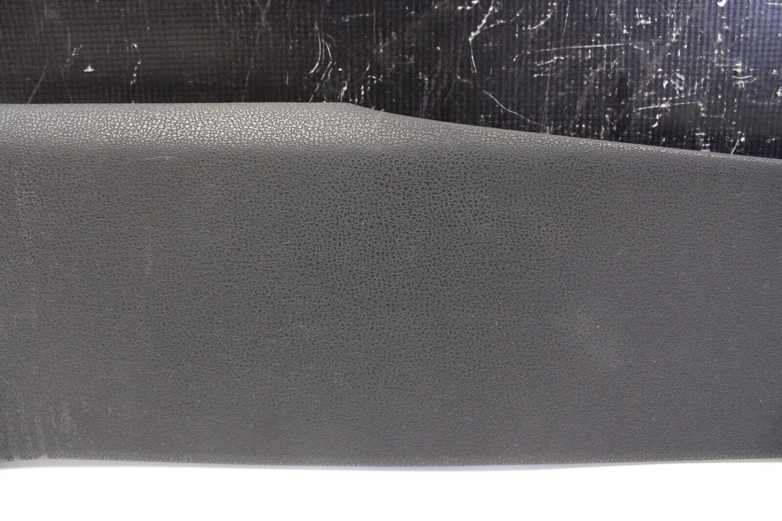 2014 Nissan GT-R RH Passenger Side Console Trim Panel 68134-Jf10