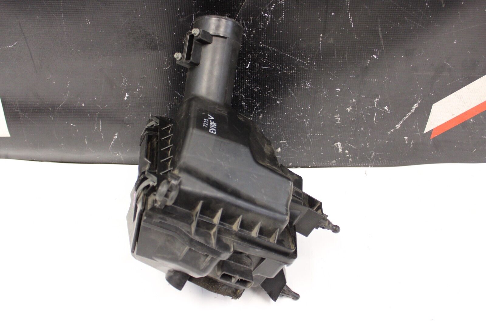 2007-2009 350Z HR Left Driver Side Intake Air Cleaner Filter Box Housing OEM