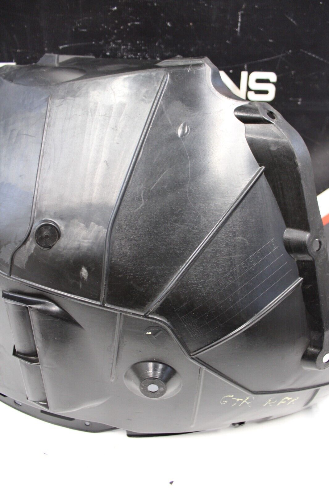 09-21 Nissan GTR GT-R R35 Passenger Right Front Fender Rear Liner (back part)