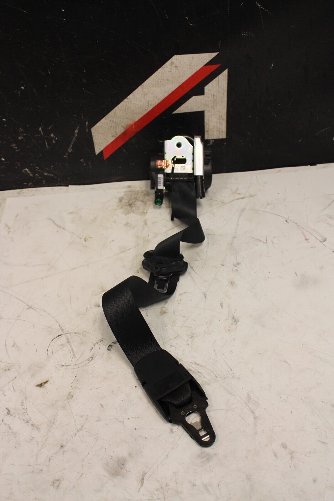 2020-23 TOYOTA SUPRA A90 PASSENGER RIGHT FRONT SEATBELT SEAT BELT RETRACTOR OEM
