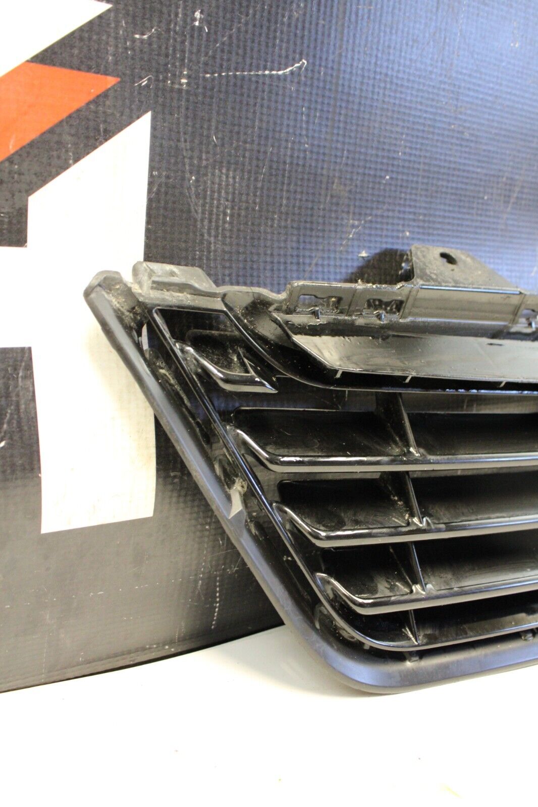 2013 NISSAN GT-R R35 GTR 3.8L VR38 OEM REAR BUMPER GRILL ASSY LOWER