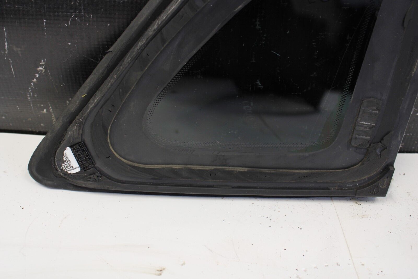 2020-2022 TOYOTA SUPRA REAR RIGHT QUARTER WINDOW GLASS OEM A90 PASSENGER SIDE